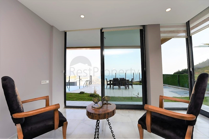 نقدم لكم مجموعة من الفلل الفاخرة في مركز الانيا _ تيبه 