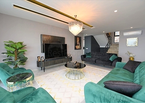 نقدم لكم مجموعة من الفلل الفاخرة في مركز الانيا _ تيبه 