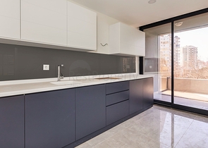 مباني تجارية للبيع في وسط لارا انطاليا