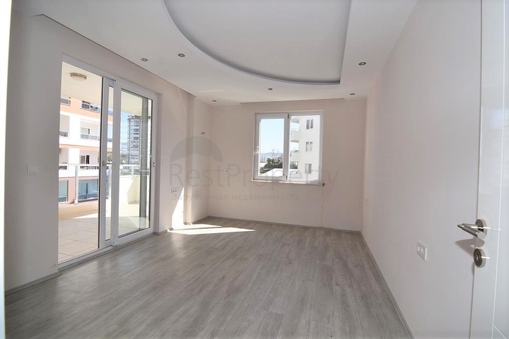 شقة واسعة من غرفتي نوم في مجمع مريح مع مساحات خضراء واسعة في محمودلار