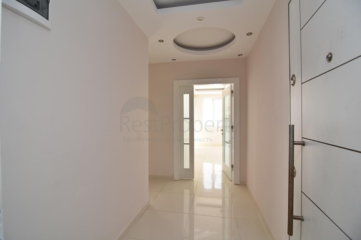 شقة واسعة من غرفتي نوم في مجمع مريح مع مساحات خضراء واسعة في محمودلار