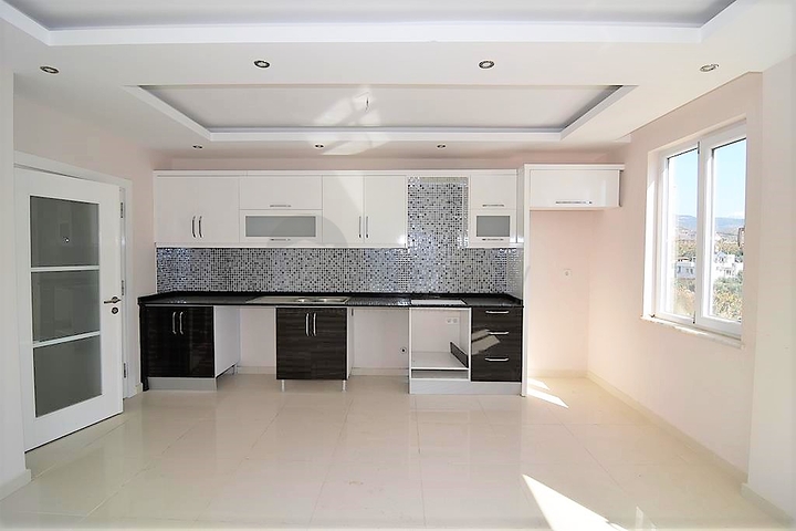 شقة واسعة من غرفتي نوم في مجمع مريح مع مساحات خضراء واسعة في محمودلار