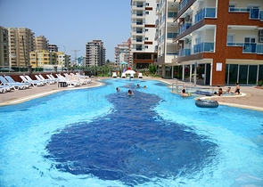 شقق من نوع غرفة نوم وصالة في مهموتلار / الانيا 