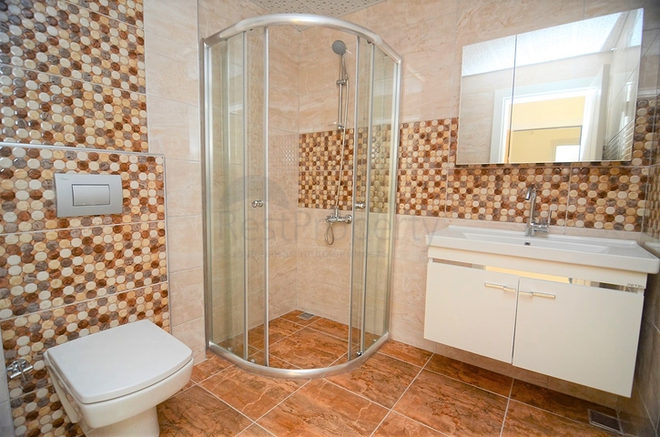  شقة مفروشة بسعر مغر في الانيا / محمودلار 