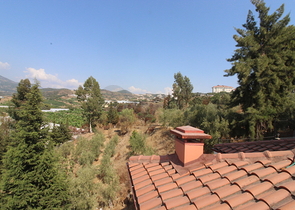 فيلا من طابقين بنموذج 1+4 في منطقة كارجي جاك