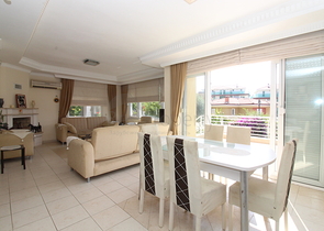 فيلا من طابقين بنموذج 1+4 في منطقة كارجي جاك