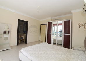 فيلا من طابقين بنموذج 1+4 في منطقة كارجي جاك