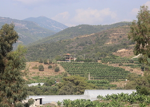 فيلا من طابقين بنموذج 1+4 في منطقة كارجي جاك