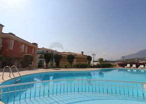 فيلا من طابقين بنموذج 1+4 في منطقة كارجي جاك