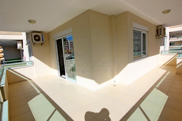 شقة مفروشة بسعر مغر في الانيا / محمودلار 