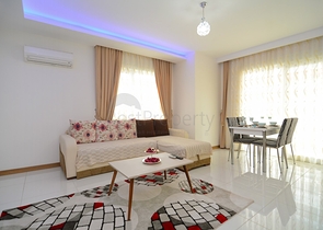 شقة مفروشة بسعر مغر في الانيا / محمودلار 