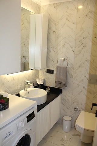 مشروع استثماري جديد في وسط مدينة الانيا