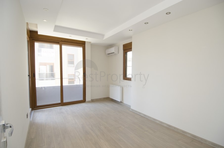 شقق فسيحة 4 + 1 في اونجالي كونيالتي انطاليا