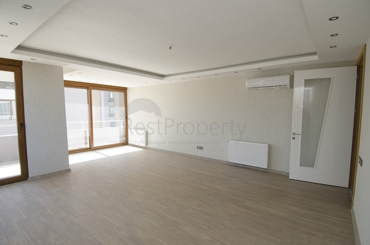 شقق فسيحة 4 + 1 في اونجالي كونيالتي انطاليا