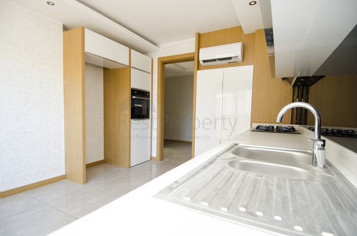 شقق فسيحة 4 + 1 في اونجالي كونيالتي انطاليا