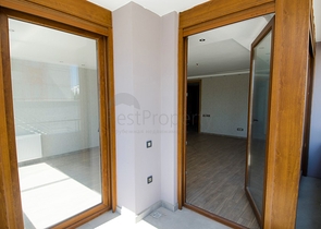 شقق فسيحة 4 + 1 في اونجالي كونيالتي انطاليا