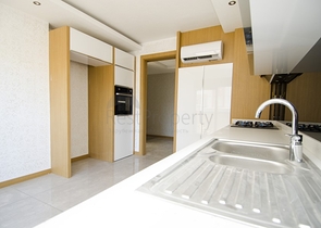 شقق فسيحة 4 + 1 في اونجالي كونيالتي انطاليا