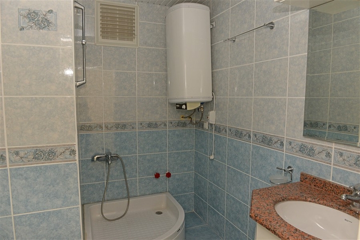 بنتهاوس باطلالة بحرية في محمودلار / الانيا