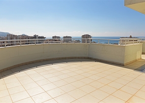 بنتهاوس باطلالة بحرية في محمودلار / الانيا