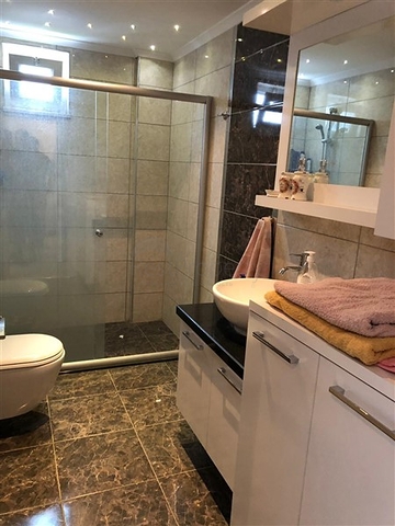 شقة صغيرة مؤثثة في محمودلار / الانيا