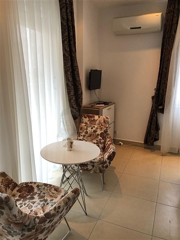 شقة صغيرة مؤثثة في محمودلار / الانيا