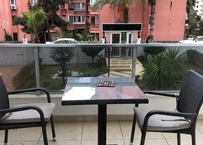 شقة صغيرة مؤثثة في محمودلار / الانيا