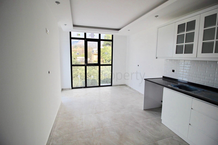 شقة سكنية بغرفتي نوم في كاستل / الانيا 