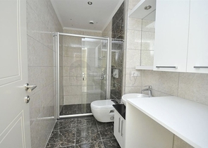 شقة غرفة نوم وصالة ضمن مجمع سكني قريب من البحر في مهموتلار / الانيا 