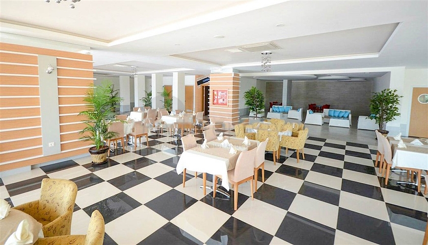 شقة غرفة وصالة في مجمع حديث ضمن منطقة اوبا 