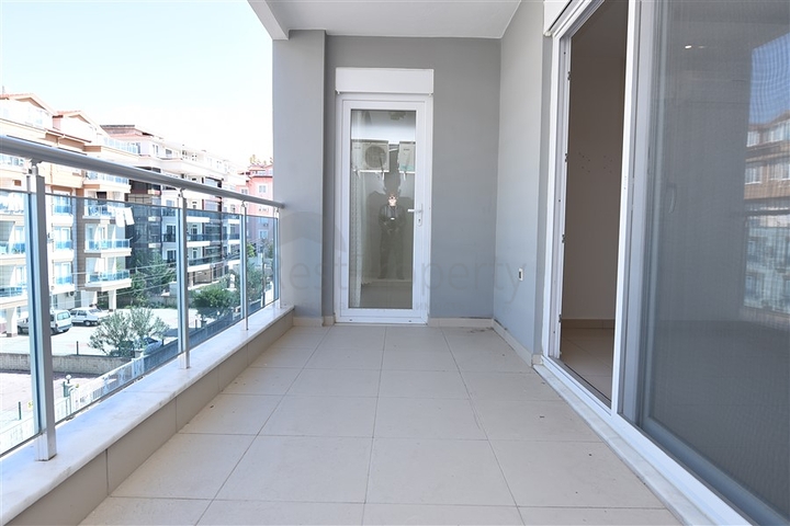 شقة غرفة وصالة في مجمع حديث ضمن منطقة اوبا 