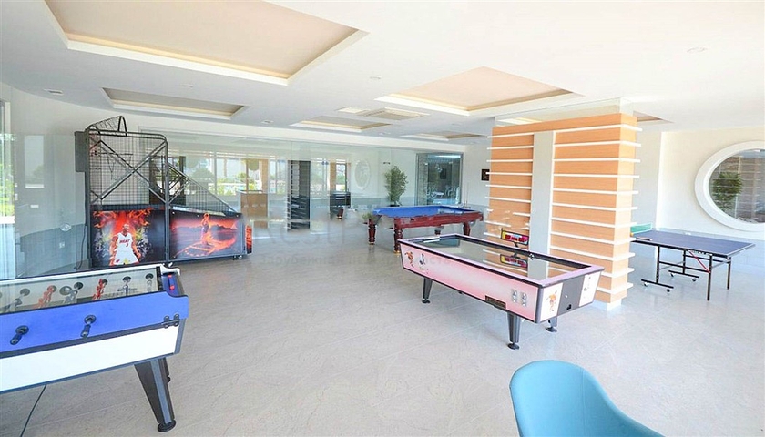 شقة غرفة وصالة في مجمع حديث ضمن منطقة اوبا 