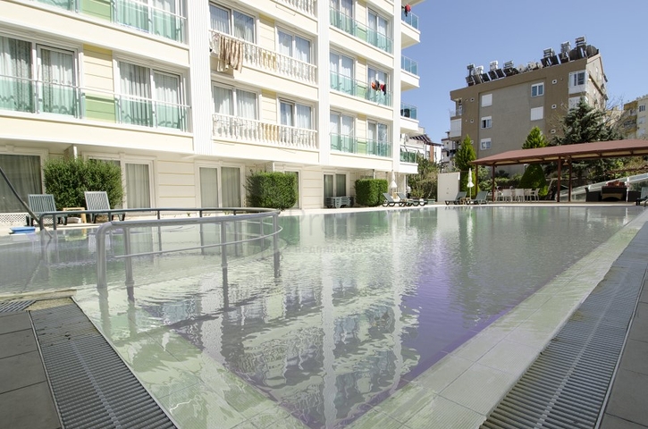 بنتهاوس 2 + 1 في مجمع 250 على البحر في انطاليا