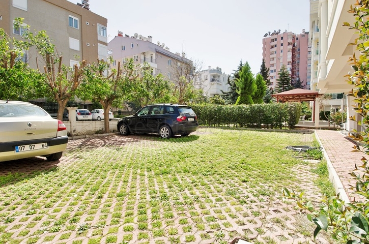 بنتهاوس 2 + 1 في مجمع 250 على البحر في انطاليا