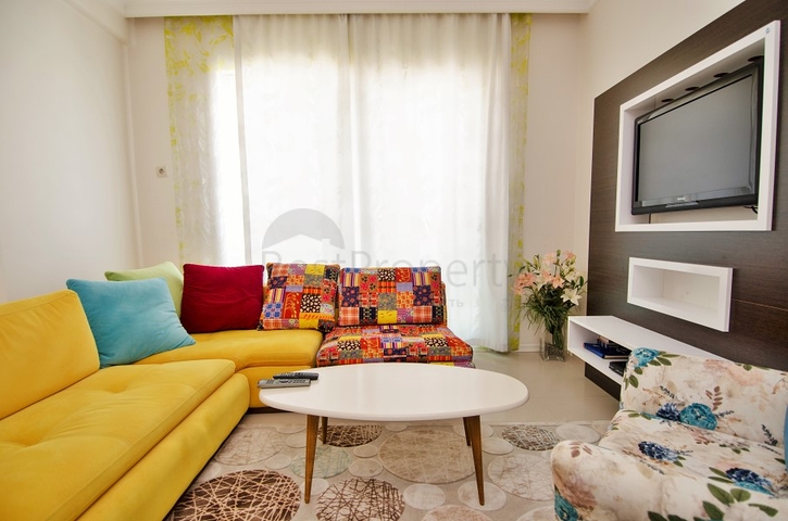 بنتهاوس 2 + 1 في مجمع 250 على البحر في انطاليا