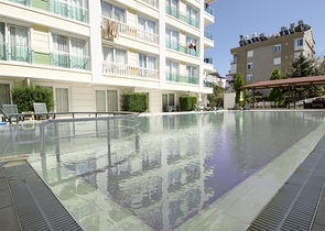 بنتهاوس 2 + 1 في مجمع 250 على البحر في انطاليا