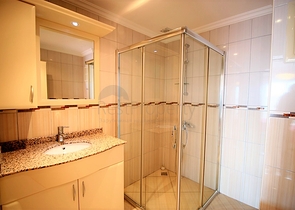 شقة غرفتي نوم وصالة ضمن مجمع سكني مريح في مهموتلار / الانيا