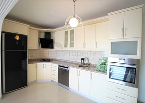 شقة غرفتي نوم وصالة ضمن مجمع سكني مريح في مهموتلار / الانيا