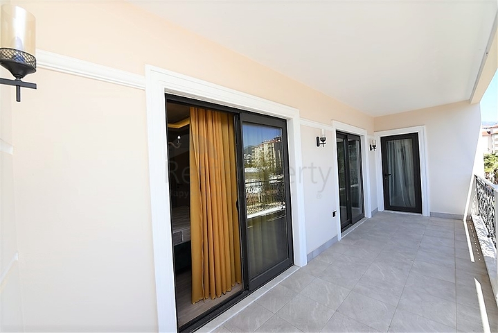 شقة فاخرة ضمن أفخم المجمعات في مركز الانيا