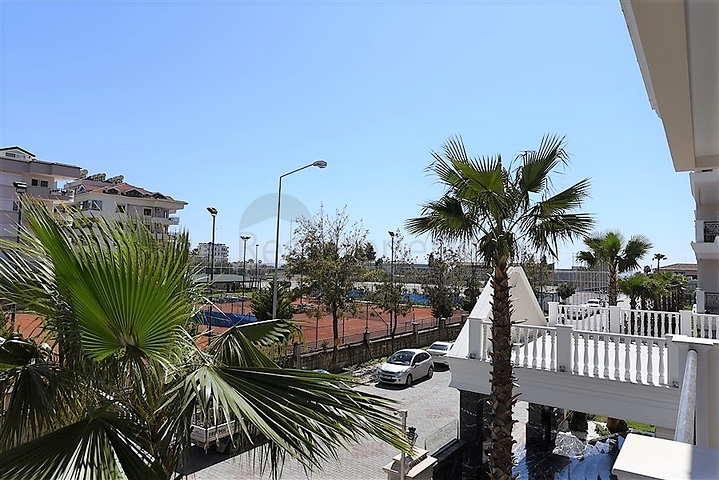 شقة فاخرة ضمن أفخم المجمعات في مركز الانيا