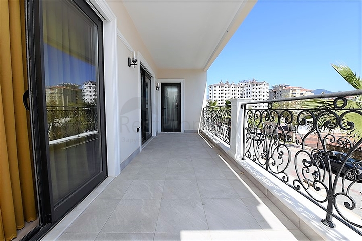 شقة فاخرة ضمن أفخم المجمعات في مركز الانيا