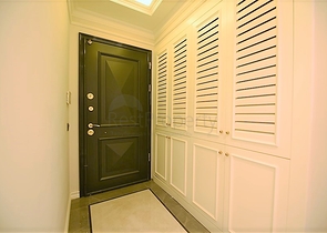 شقة فاخرة ضمن أفخم المجمعات في مركز الانيا