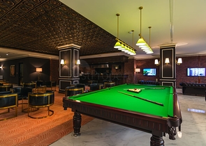 شقة فاخرة ضمن أفخم المجمعات في مركز الانيا