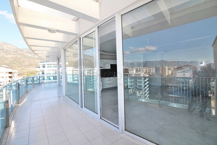 شقة دوبلكس واسعة في مهموتلار / الانيا 