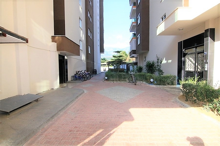 شقة غرفة نوم وصالة ضمن مجمع سكني  في مهموتلار / الانيا 