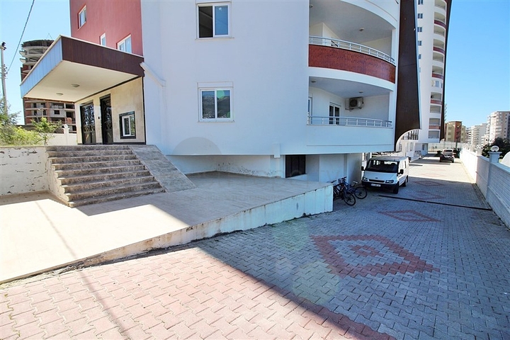 شقة مفروشة من نموذج غرفة وصالة في موقع مميز ضمن محمودلار / الانيا