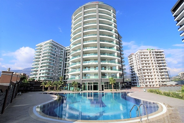 شقق من نوع غرفة نوم وصالة في مهموتلار / الانيا