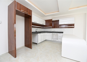 شقق من نوع غرفة نوم وصالة في مهموتلار / الانيا