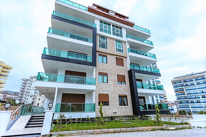 شقة من غرفة نوم واحدة ضمن مجمع سكني حديث في توسمور / الانيا