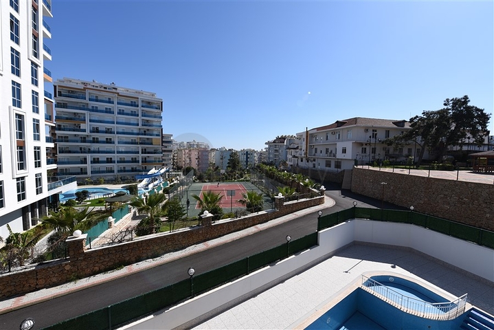 شقة من غرفة نوم واحدة ضمن مجمع سكني حديث في توسمور / الانيا