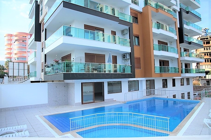 شقة من غرفة نوم واحدة ضمن مجمع سكني حديث في توسمور / الانيا